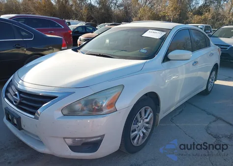 2013 Nissan Altima 2.5 S z USA, uszkodzony, nr VIN 1N4AL3AP5DN586055